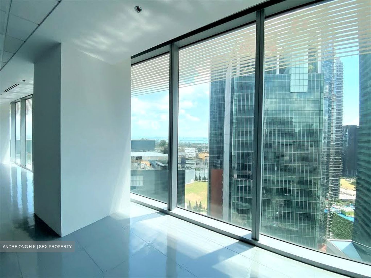 Ocean Financial Centre (D1), Office #638101351